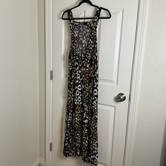 Crimson & Clover Dress" Leopard Print Maxi Dress size small - Picture 10 of 12